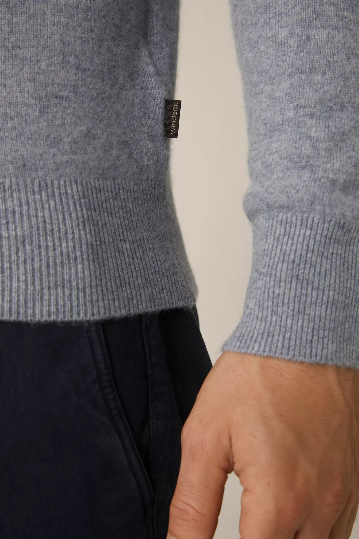 cashmererundhalspullover_cashmono_in_4-3.webp Herren Windsor Cashmere-Rundhals-Pullover Cashmono In